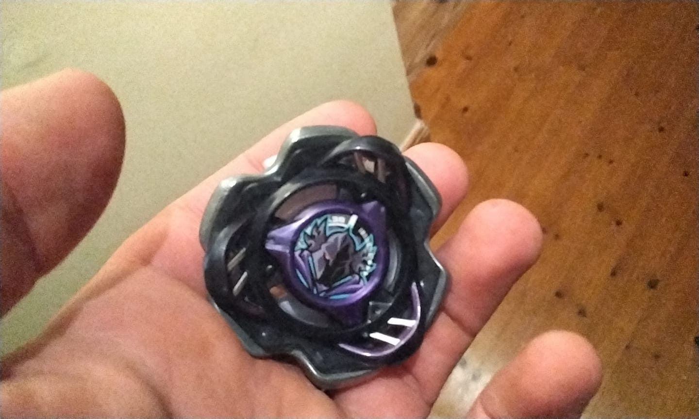 Customer photo review of Takara Tomy Beyblade X CX-03 PerseusDark B6-80W
