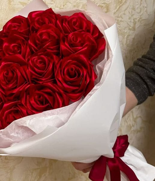 Customer photo review of Eternal Rose Bouquet - HandMade From Satin Ribbon | Valentines Couples Gift 1st Anniversary gift(Never Wither)