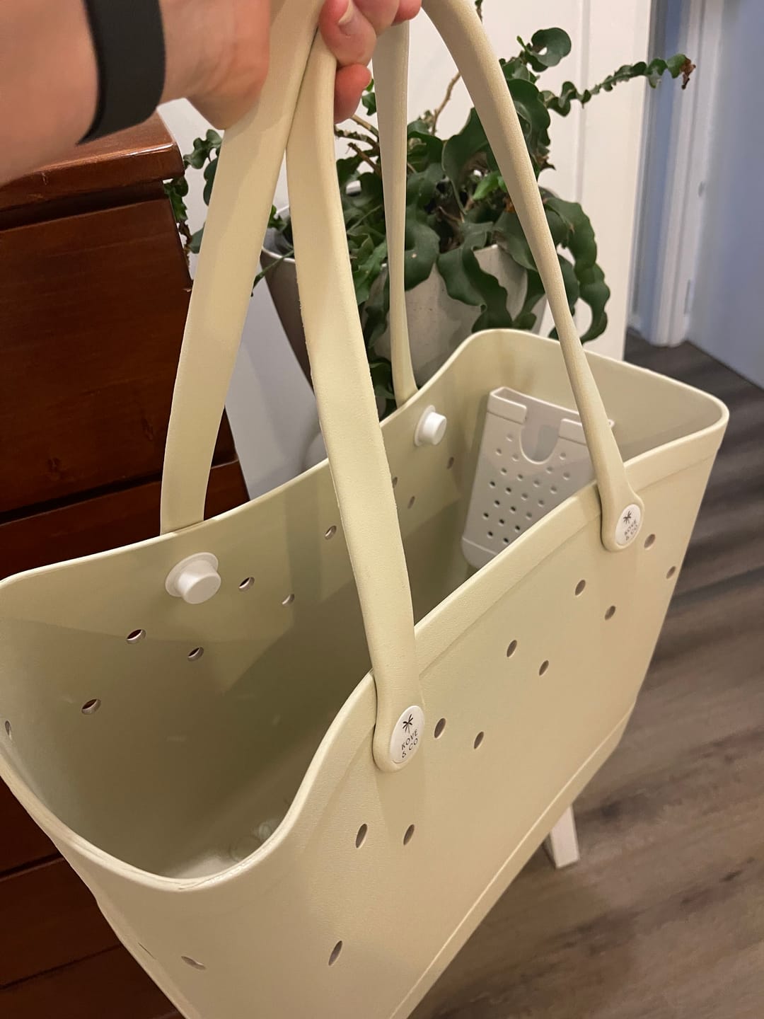 Customer photo review of Maxi Tribe Bag in Sand Dune