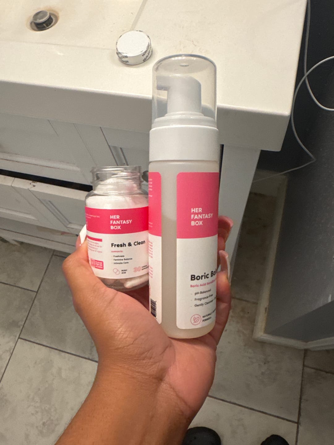 Customer photo review of The Fresh & Clean Kit - Boric Acid Vaginal Wash & Suppository Duo