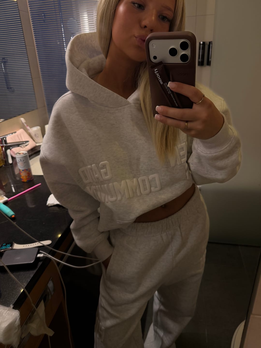 Customer photo review of GATED COMMUNITY STRAIGHT LEG SWEATPANTS LIGHT GREY