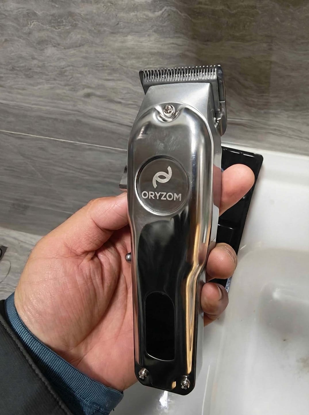 Customer photo review of Oryzom ProTrim 2.0 – Präzise Edelstahlklingen und kraftvoller Motor für gleichmäßige, saubere Schnitte
