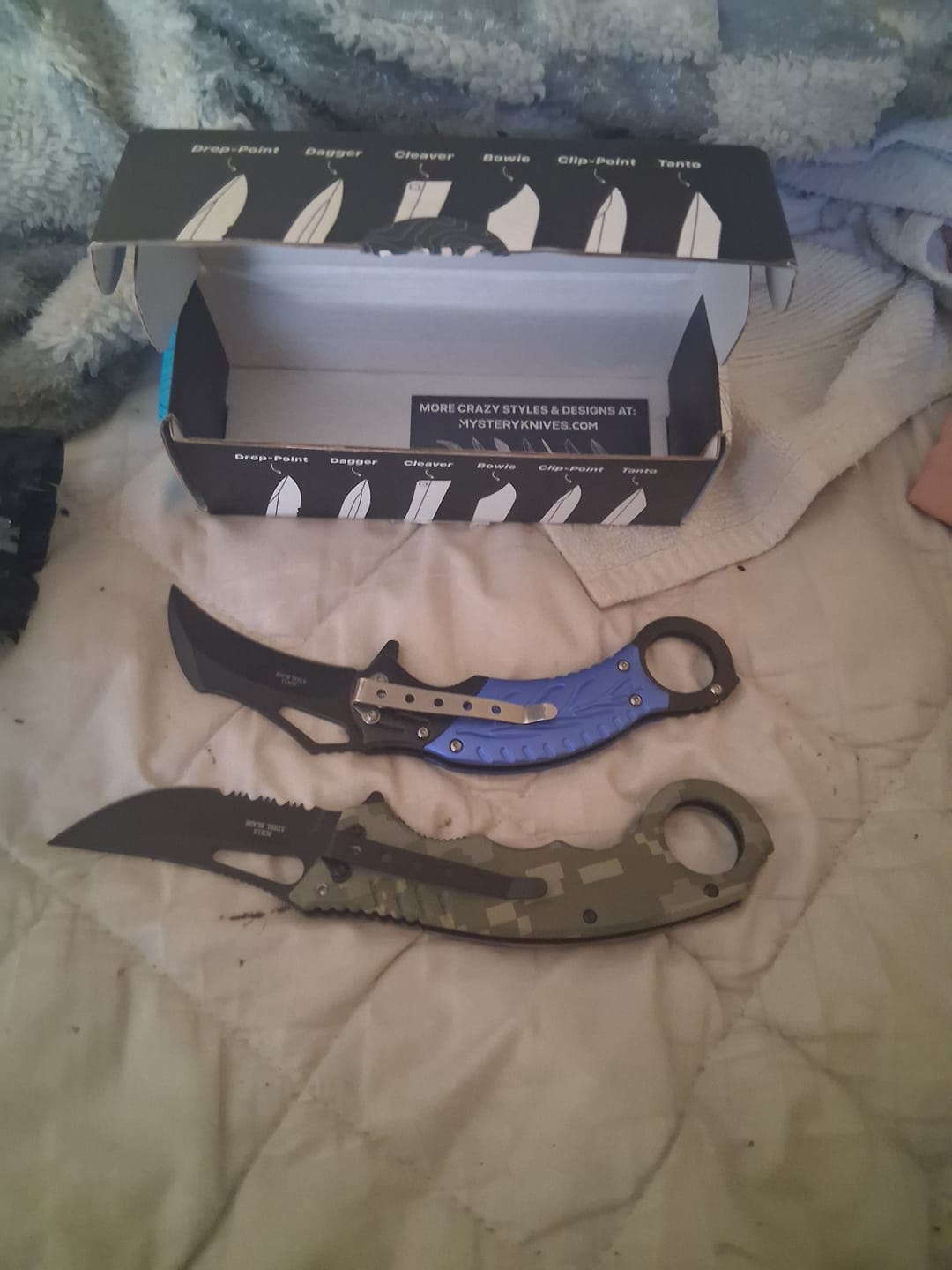 Customer photo review of Karambit Mystery Box™