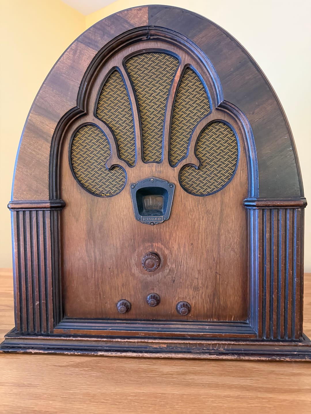 Customer photo review of Herringbone Speaker Grill Cloth for Antique Radio Restorations #3