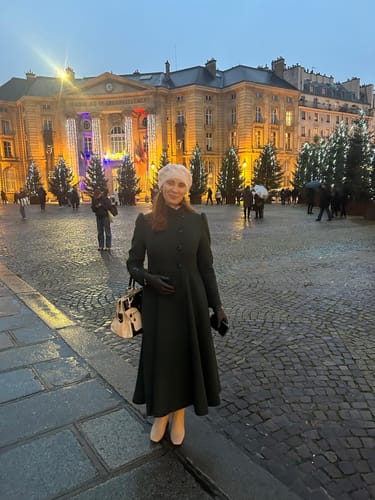 Customer photo review of Vintage Handmade Wool Overcoat – Elegant Green Winter Coat | Xiaolizi 5488