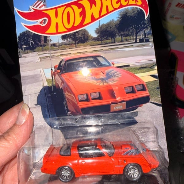 Customer photo review of Personalized Lover's Toy Dream Car Dad's Toy Dream Car Packaging Best Gift for Dad,Husband,Boyfriend