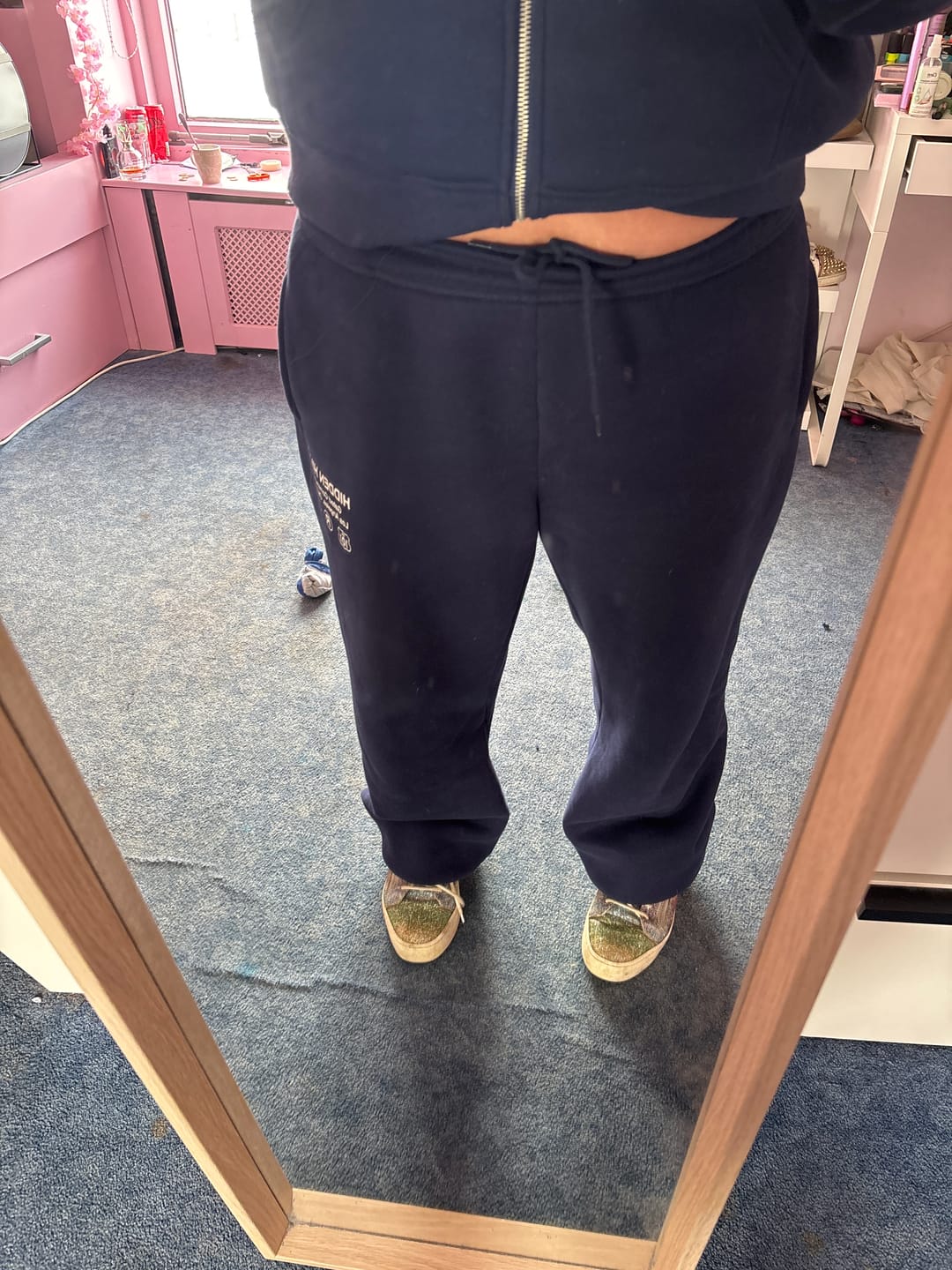 Kundenbewertung mit Foto von LABEL CUFFED SWEATPANTS NAVY