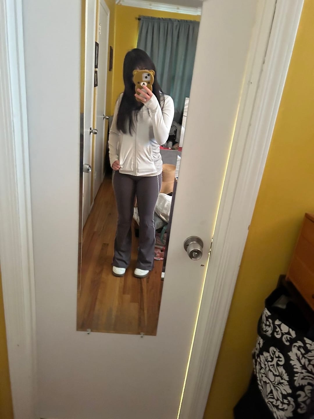 Customer photo review of W285 - Elevate Flare Leggings