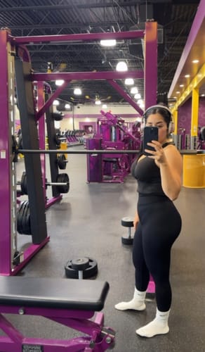 Customer photo review of The Empower Leggings