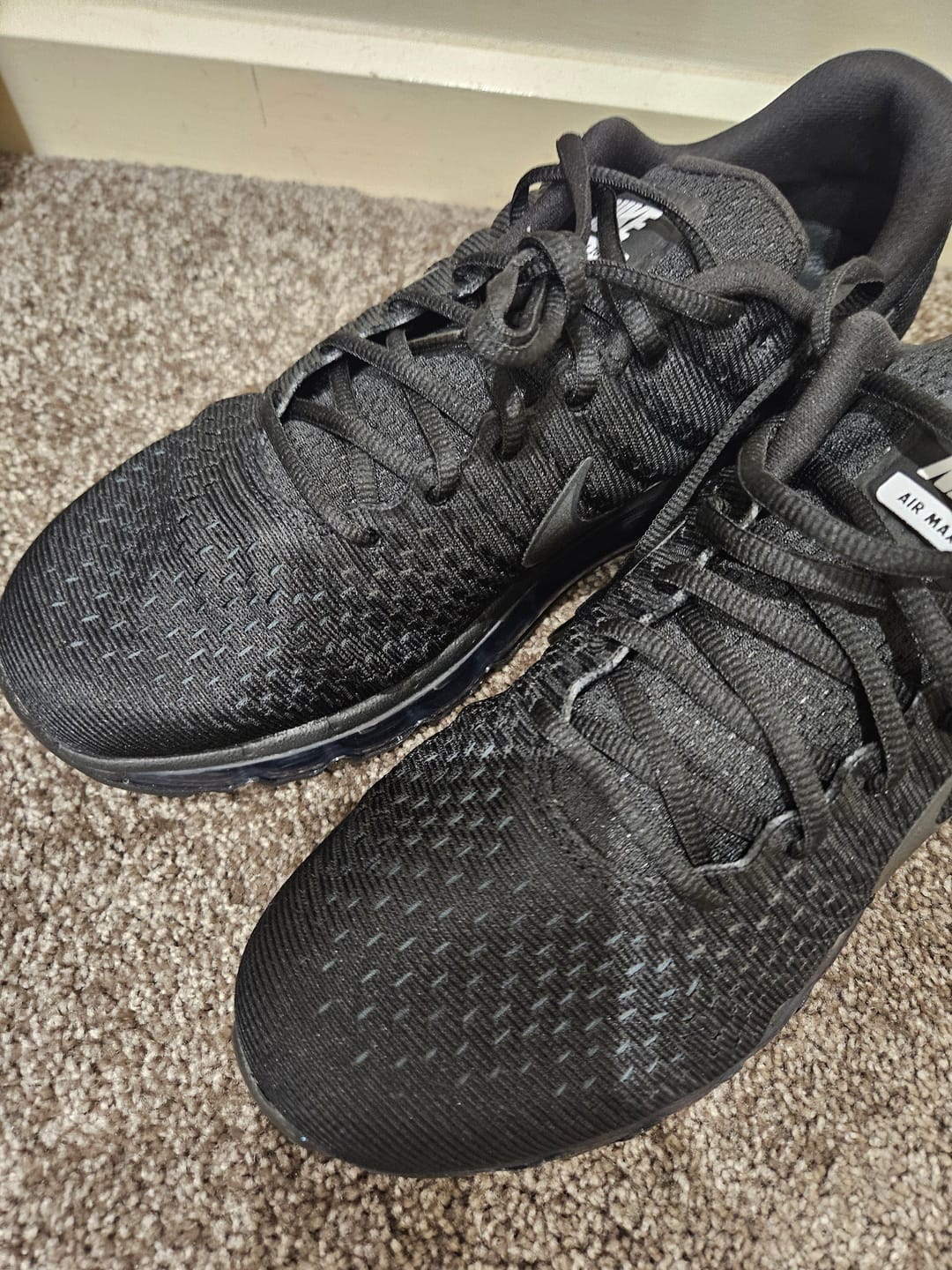 Customer photo review of Nike Air Max 2017 Triple Black Men's