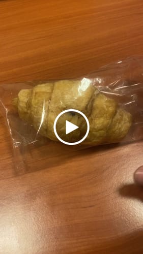 Customer video review of 15 Cornetti proteici ripieni di crema alla nocciola