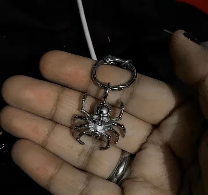 Customer photo review of SPIDER SKULL PENDANT