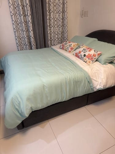 Customer photo review of Two-toned Mint