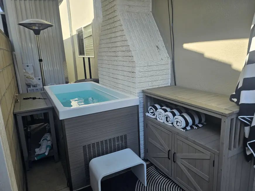 Customer photo review of The Model 1