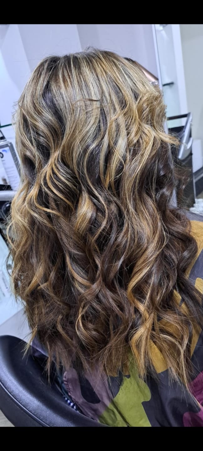 Customer photo review of Easi-iTips Professional Hair Extensions 22 Inch