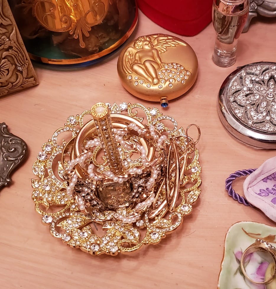 Customer photo review of Flora Ring Holder
