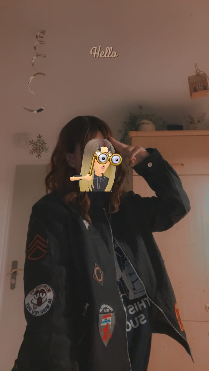 Customer photo review of Stranger Things 4 Robin Cosplay Kostüm Denim Outfits Halloween Karneval Mantel