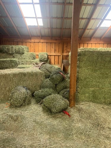 Customer photo review of Build Your Own Half Bale Net