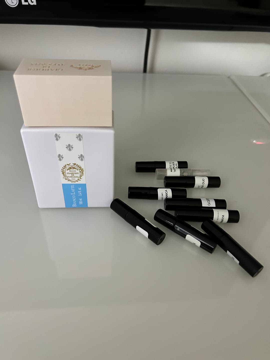 Customer photo review of GIARDINI DI TOSCANA - BIANCO LATTE