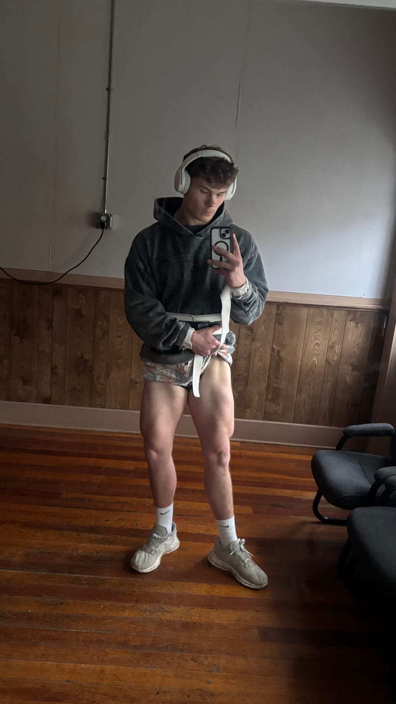 Customer photo review of 5208 - Crossline Hoodies