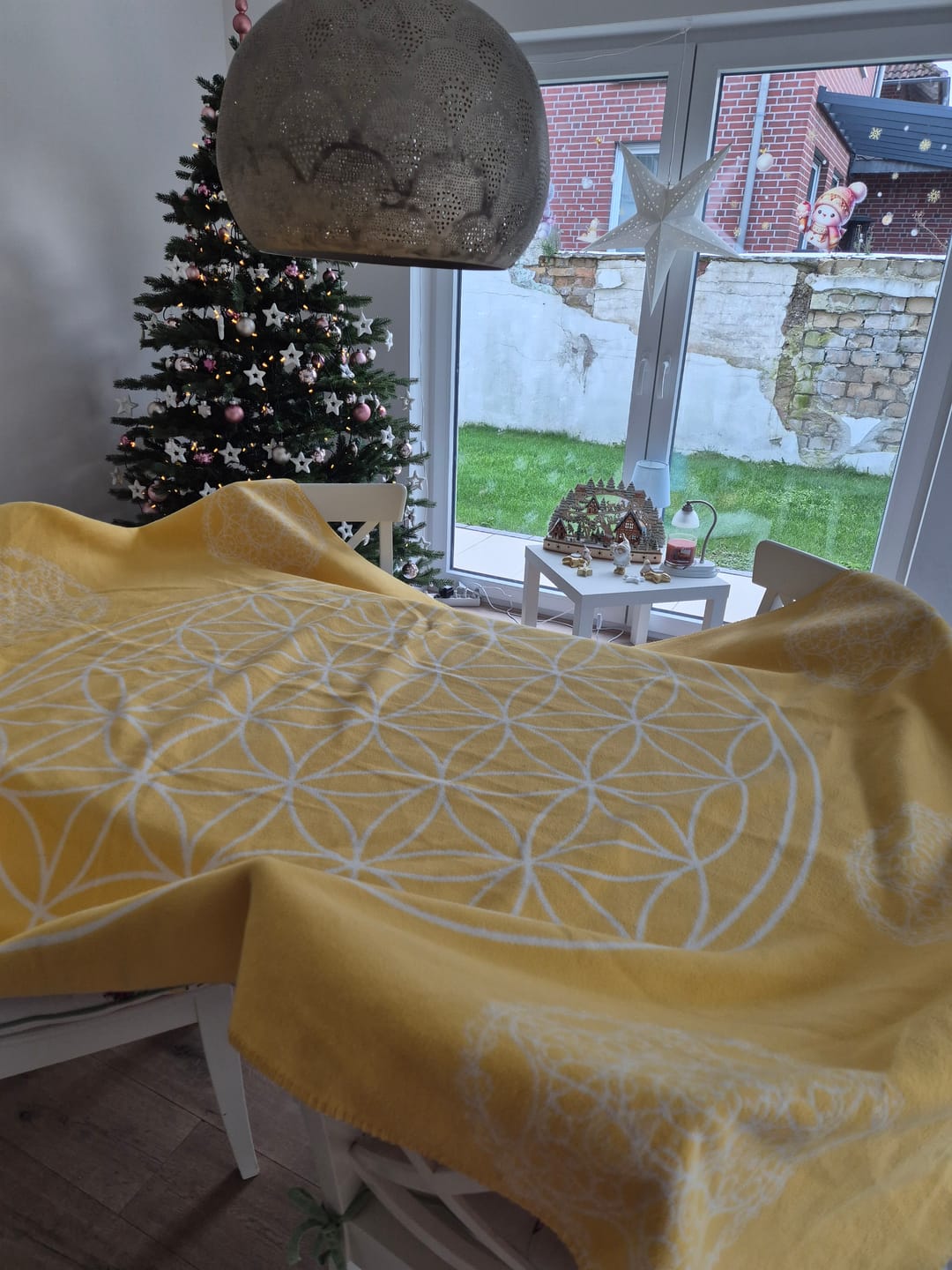 Customer photo review of Biobaumwolldecke Vital gelb/natur, Größe 150 x 220 cm, 100% Biobaumwolle, gots-zertifiziert