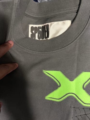 Customer photo review of Sp5der 5ex HW Tee Dark Grey