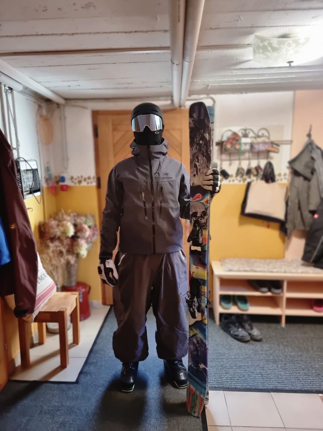 Customer photo review of Men's Dark Gray Baggy Wear-resistant Waterproof Snow Pants