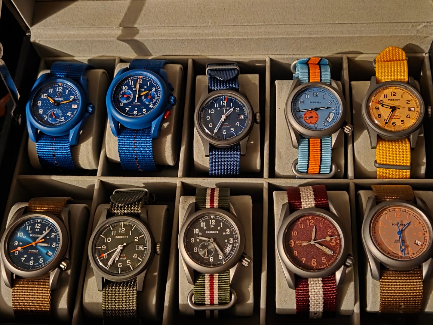 Customer photo review of VOYAGER - 100M Waterproof Titanium Automatic Field Watch | Peacock Green