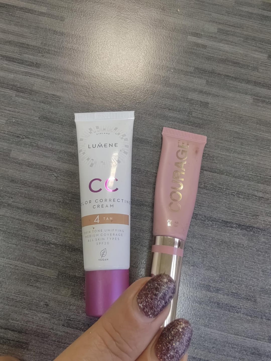 Customer photo review of Lumene CC cream - Веган CC Крем "Абсолютно съвършенство" 7в1 SPF 20