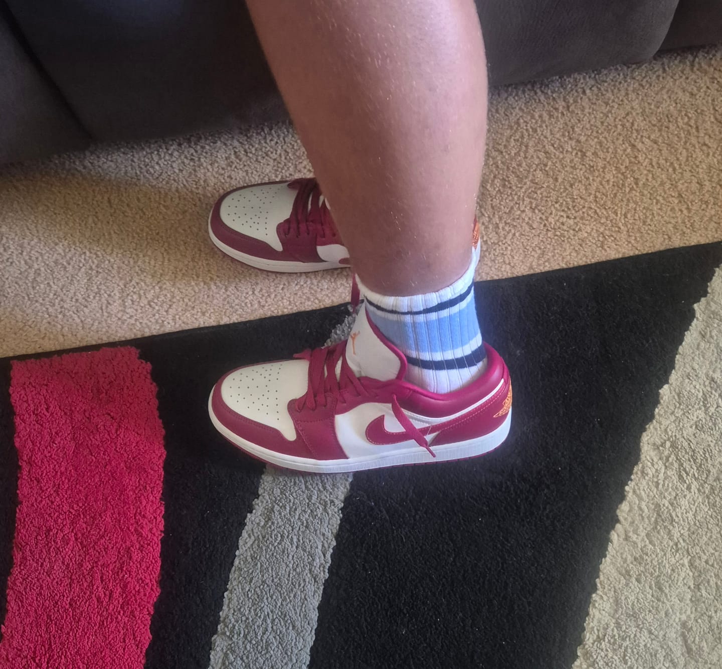 Customer photo review of Nike Air Jordan 1 Low "Cardinal Red"