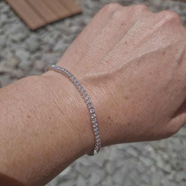 Customer photo review of Clara VVS1 Moissanite Round Cut Tennis Bracelet