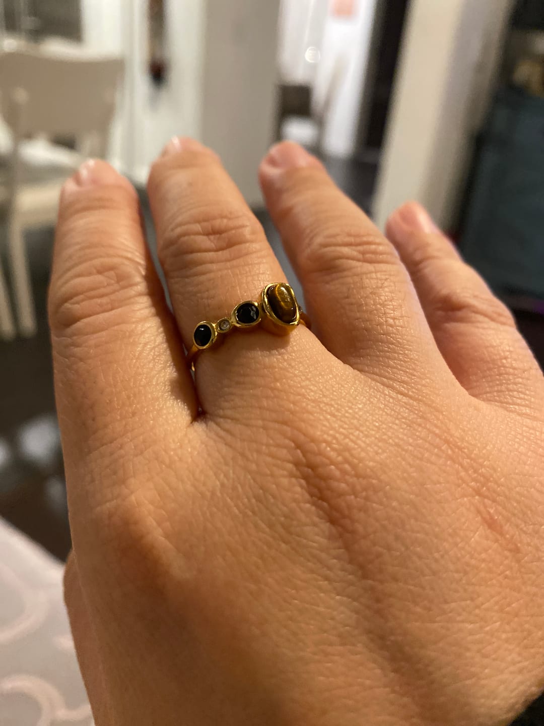 Customer photo review of Aurora Vintage Crystal Ring