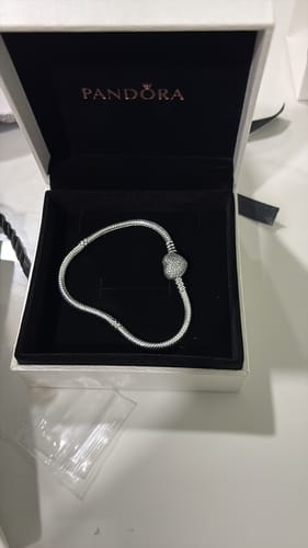 Customer photo review of PULSERA BRAZALETE PANDORA CORAZON CENTELLEANTE PLATA .925 + KIT DE REGALO