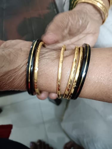 Customer photo review of “Black - A Divya Shringar Bangles 916 22k Gold” (2 pis)