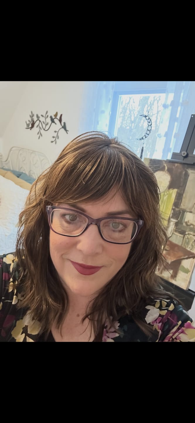 Customer photo review of PRETTY POMP - Chocolate Cedar
