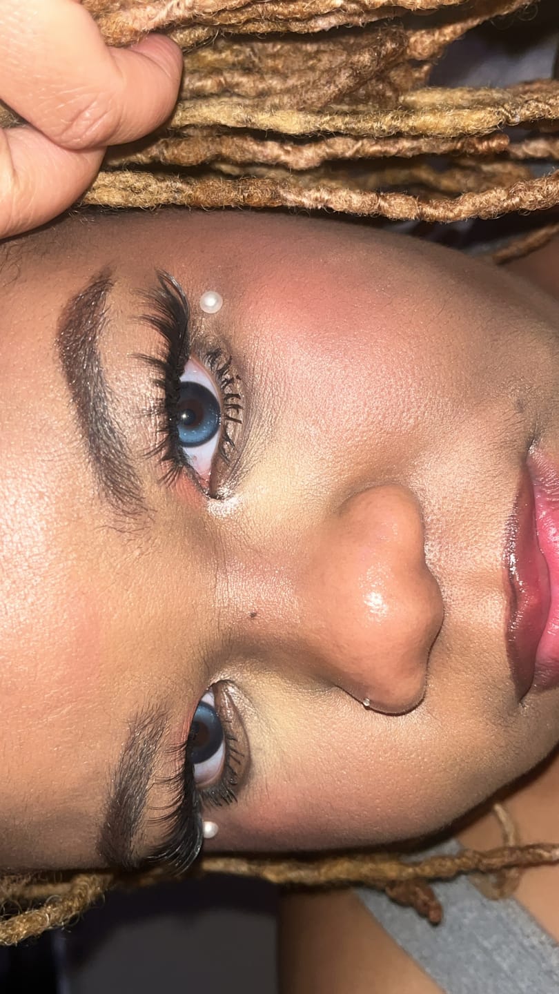 Customer photo review of Eyemoody Starry Blue | 6 Months, 2 pcs