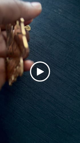 Customer video review of Custom Photo Engraved Pendant Necklace