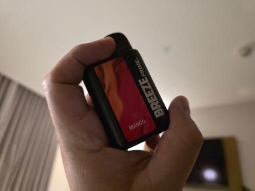 Customer photo review of Breeze Prime Edition Disposable Vape