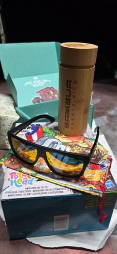 Customer photo review of Mis Raíces Orange