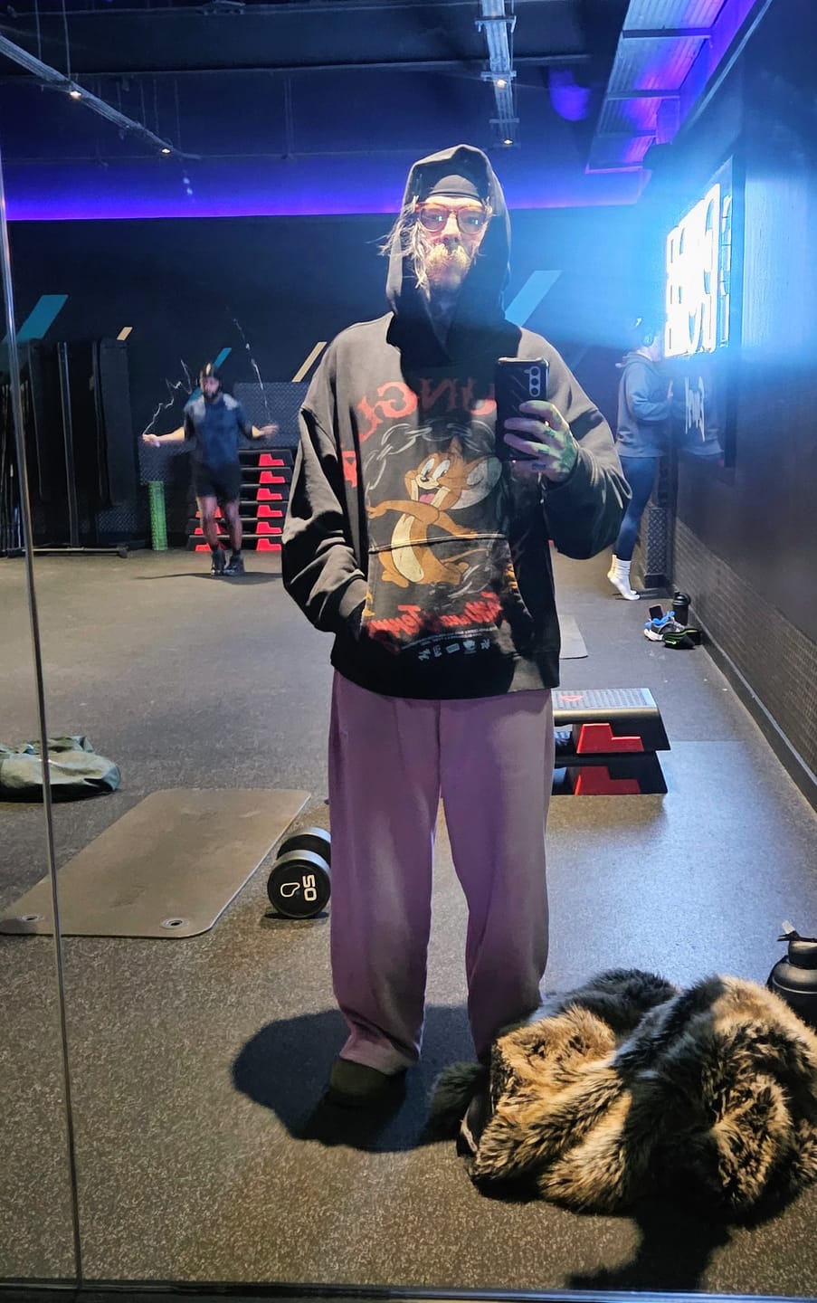 Customer photo review of 5047 - Tom & Jerry Pullover