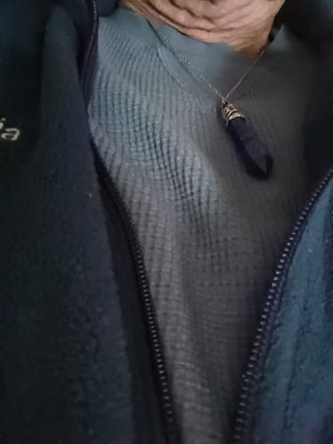 Customer photo review of 1PC 10x65mm natural lapis lazuli Crystal Point Pendant, Hexagonal Wand