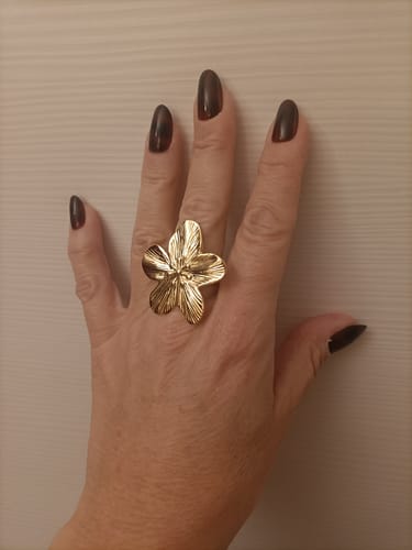 Customer photo review of Anello Fiore Grande Regolabile