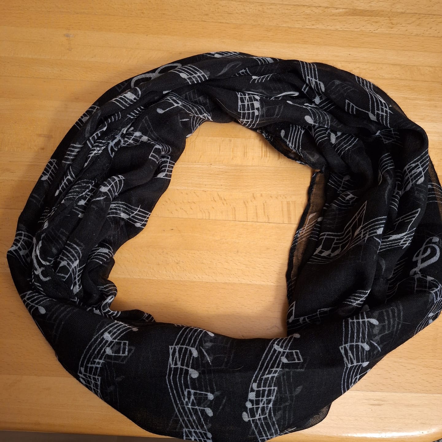 Customer photo review of Stilvolle Musiker Loop-Schals