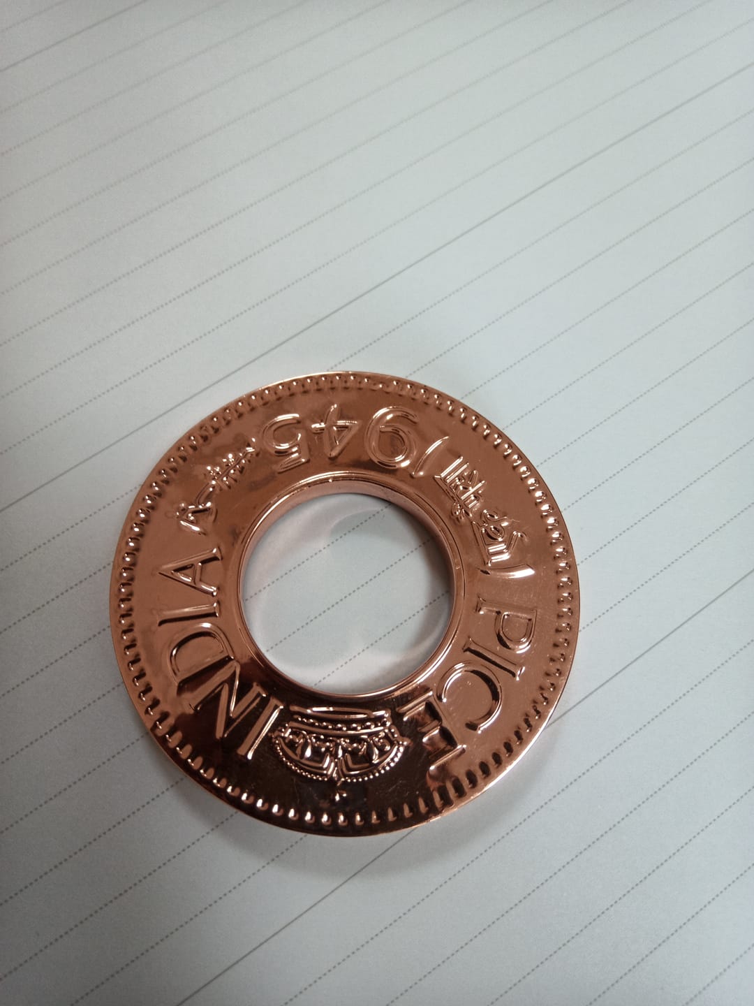 Customer photo review of Paperweight - One Pice