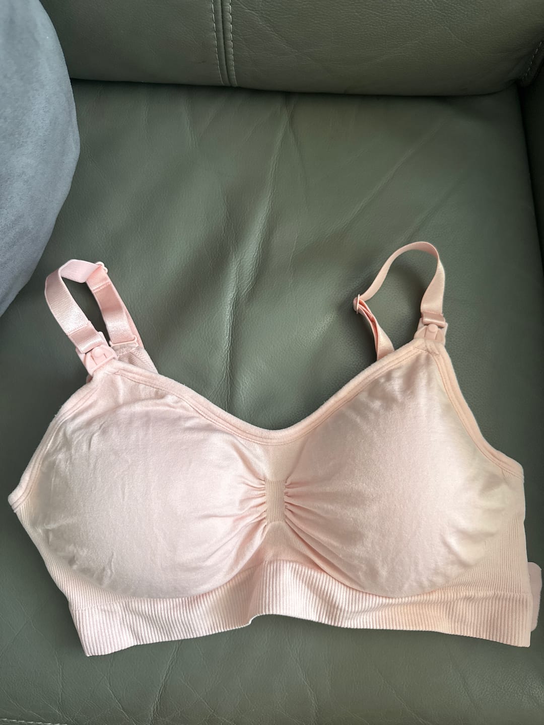 Customer photo review of Lovemère Seamless Nursing Bra