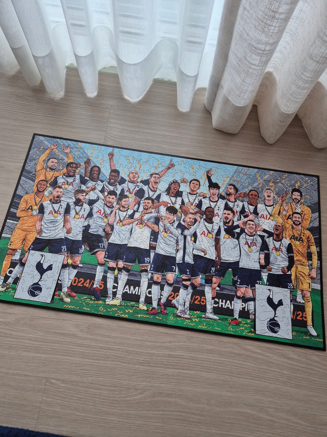 Customer photo review of Tottenham Hotspur FC® European Champions 24/25 - Wooden Puzzle