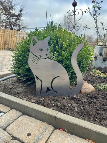 Customer photo review of Gartenstecker Katze sitzend