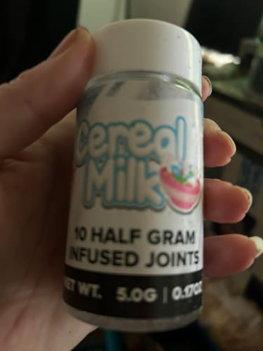 Customer photo review of Cereal Milk Prerolls