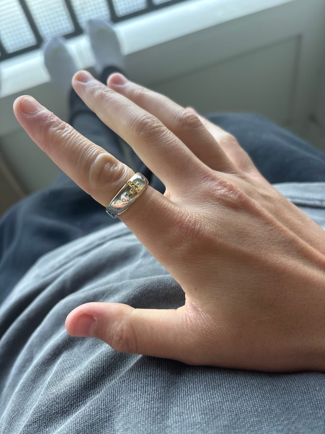 Customer photo review of FREE Today: Modern Style Two-tone Gold Cross Alloy Ring-With God All Things Are Possible
