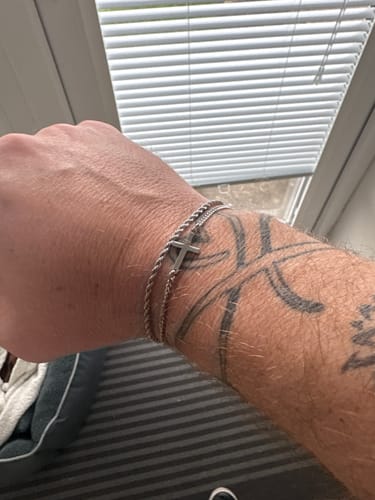 Customer photo review of CROSS BRACELET | Silver